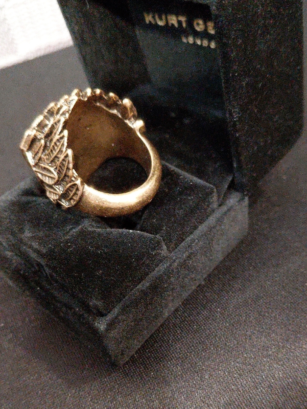 KURT GEIGER LONDON EAGLE RING SIZE 9 - Picture 8 of 10